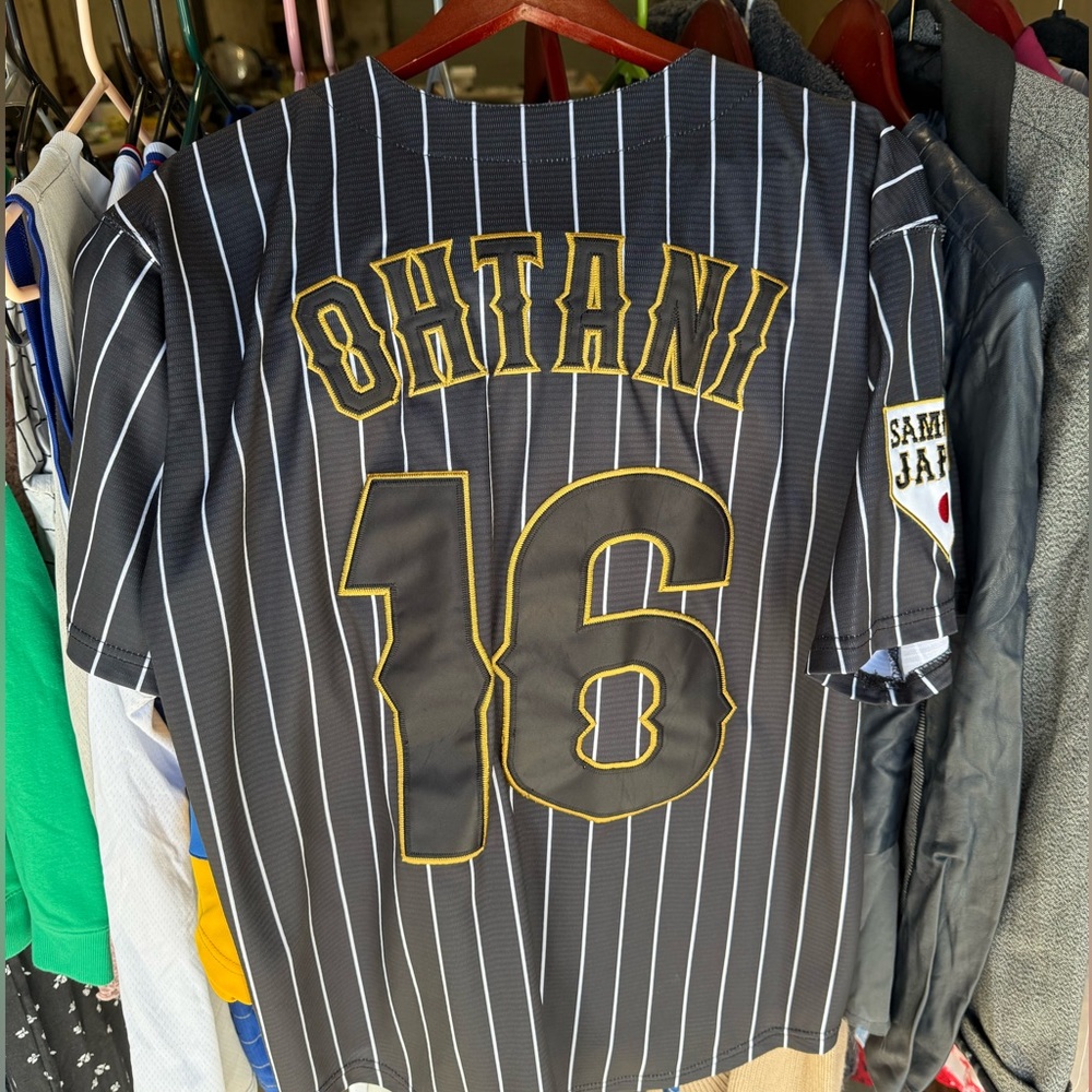 Ohtani’s national team jersey